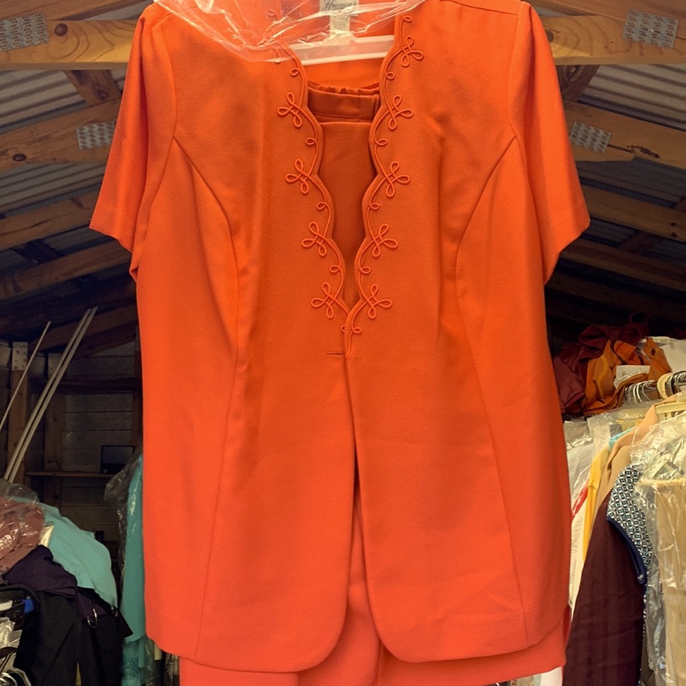 2pc orange suit